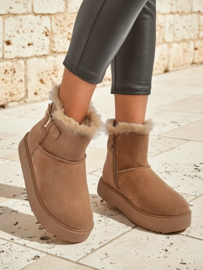 Royalfashion Women's Winter Crest Short Snow Boots