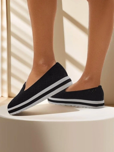 Royalfashion Naistel perforatsiooniga loafers Cerrole