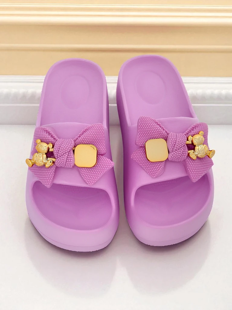 Royalfashion Женские резиновые шлепанцы с декоративным бантом Alday