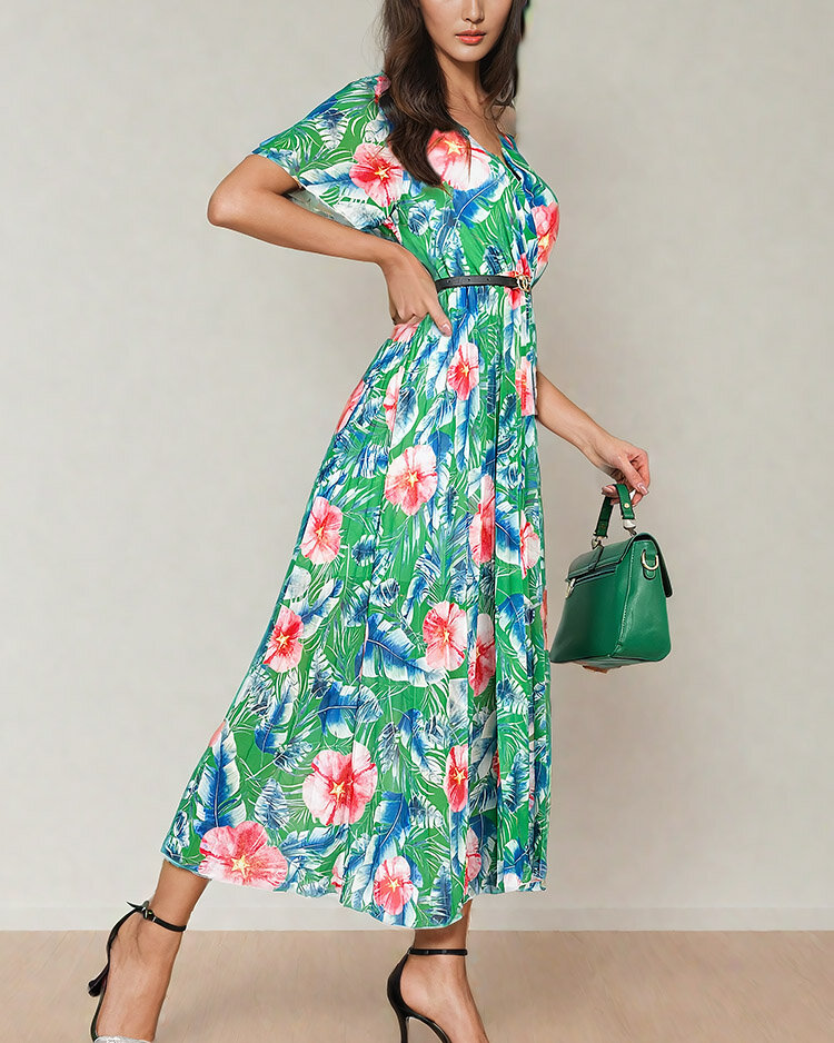 Royalfashion Naiste plisseeritud lilleline midi-kleit