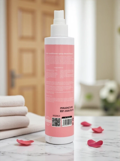 Perfumed hair conditioner spray with proteins- regenerates and moisturizes