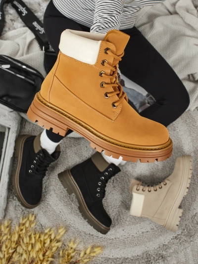 Women's Avienne Trapper Boots