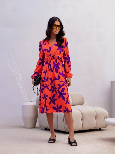 Женское миди-платье Royalfashion с большими цветами, оберточным вырезом и разрезом