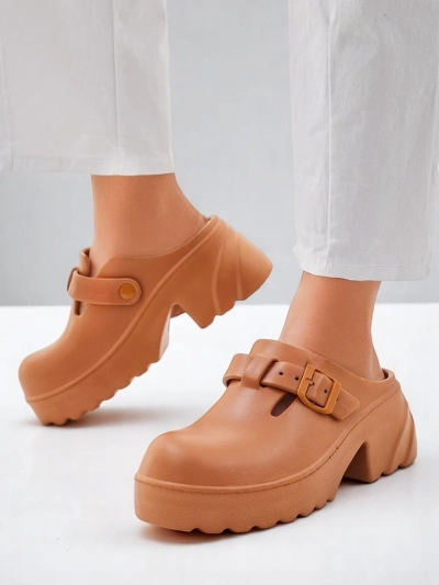 Royalfashion Женские резиновые сандалии на каблуках Voxones