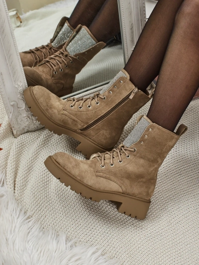 Öko-seemisnahast paeltega naiste saapad Ferlyne