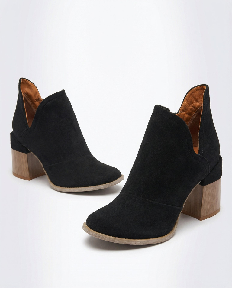 Black women's ankle boots with cut-outs Encura - Footwear