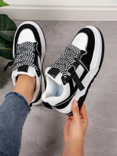 Royalfashion Женские спортивные кроссовки Pitotti