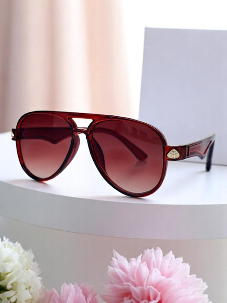 Royalfashion Päikeseprillid dekoreeritud sangadega Shadow Aviator