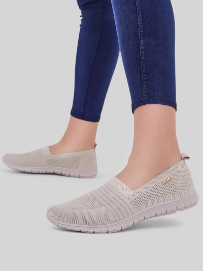 Royalfashion Naiste Spordiloeferid Sortpes
