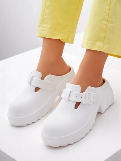 Royalfashion Женские резиновые сандалии на каблуках Voxones