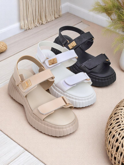 Royalfashion Women's sandals on a thicker sole Aganda