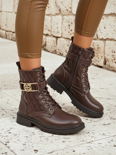 Tepitud ökoloogilisest nahast naiste poolsaapad Sable Rose