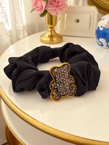 Royalfashion Juuksekumm dekoratiivse kaisukaru ja satiinist Teddyga