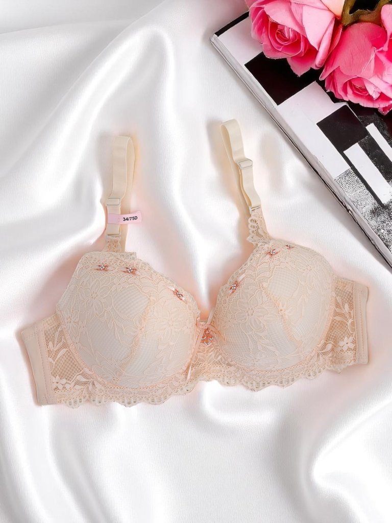 Royalfashion Women's padded bra with lace Delicate Grace