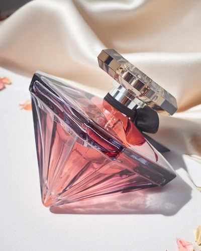 Inspireeritud naiste bergamoti parfüüm La Nut Sparkle