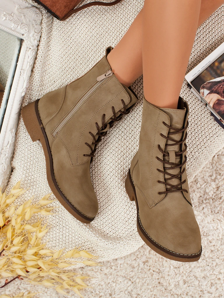 Matte Faux Leather Lace-up Women's Ankle Boots Treviline