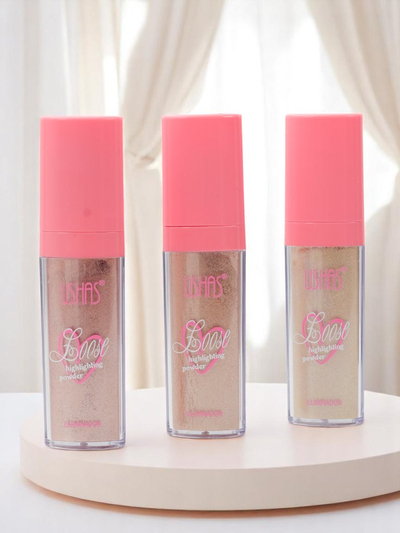 USHAS Loose face highlighter with sponge Golden Petal