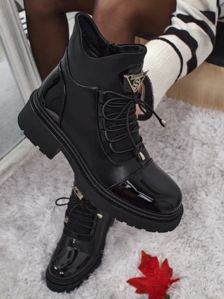 Ökonahast paeltega naiste saapad Elisse