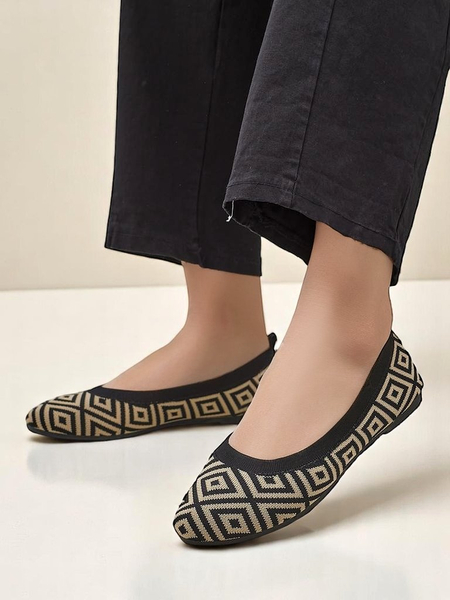 Royalfashion riidest naiste baleriinad geomeetrilise mustriga Metric