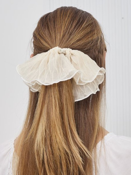 Royalfashion Juuksekumm satsidega Frillia