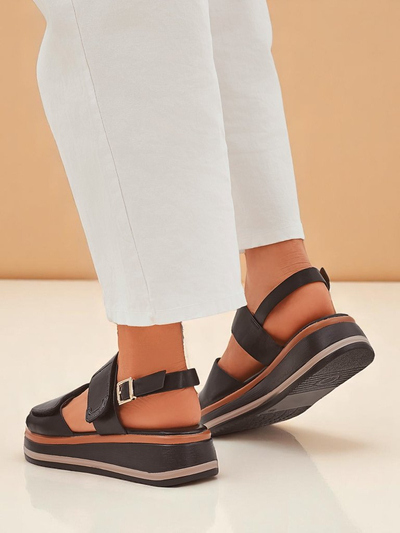 Kuninglik moenaiste sandaalid paksema tallaga Tulipp