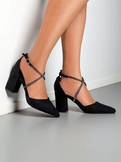 Royalfashion Женские туфли из экосайды на ремешках Eurole
