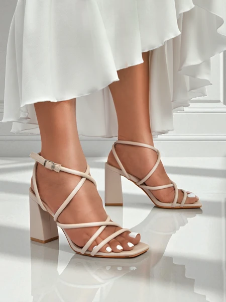 Royalfashion Naiste plokk-kontsaga sandaalid Elysia