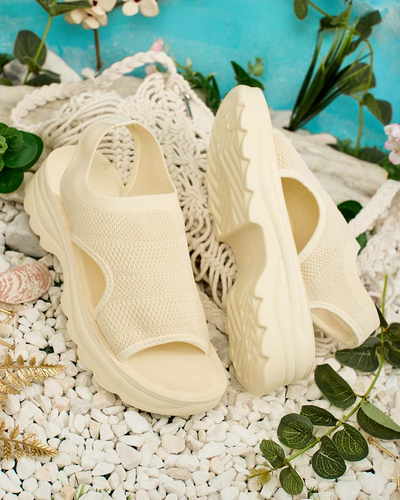 Royalfashion Naiste sandaalid pealsetega Viss