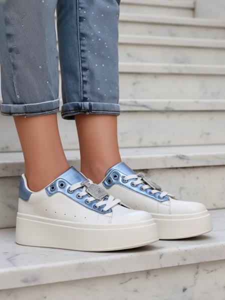 Bella Corsa Ecru Käsitööna Valmistatud Naiste Tossud