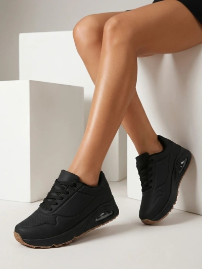 Royalfashion Naiste spordijalatsid Aterre