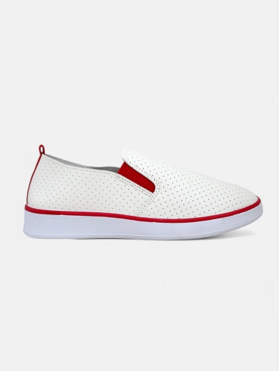 Royalfashion Women's perforated slip-on shoes Kassias