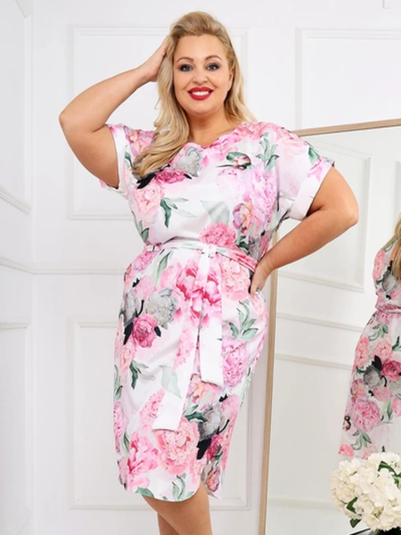 Женское платье до колена с короткими рукавами и розовым бантом