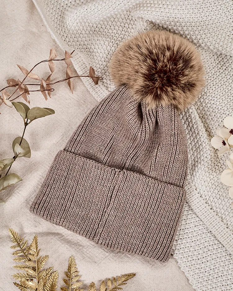 Royalfashion Women's winter hat with pompom