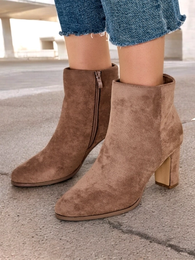 Royalfashion Women's ankle boots on the heel Wierod