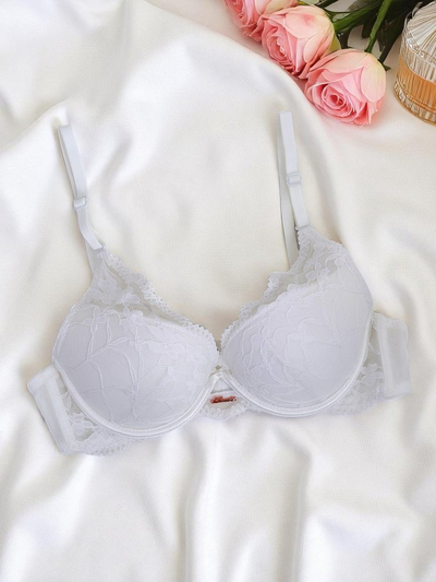 Royalfashion Women's push-up bra with lace Luna Push-Up