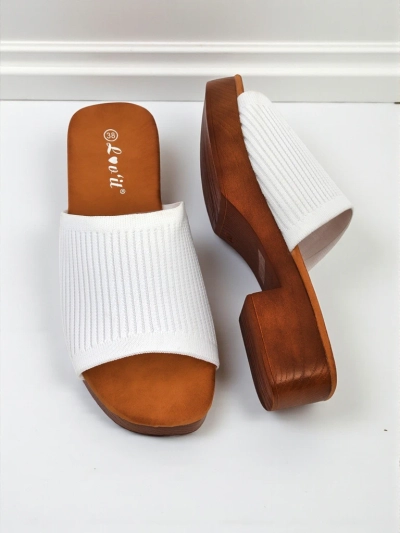 Royalfashion Women's Low-Heeled Ribbed Grace Clogs