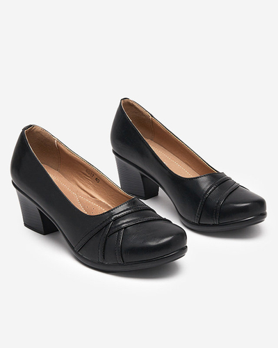 Ladies' black pumps on the lower post Ovius - Footwear