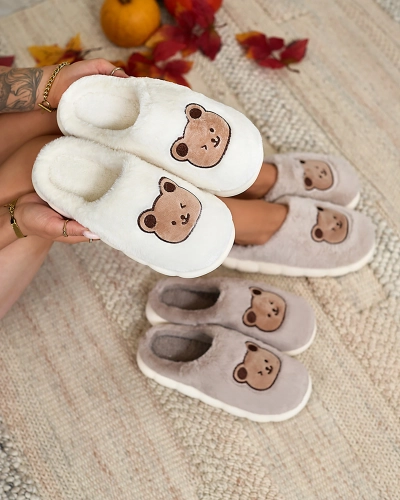 Royalfashion White women's fur slippers with teddy bear Hettres