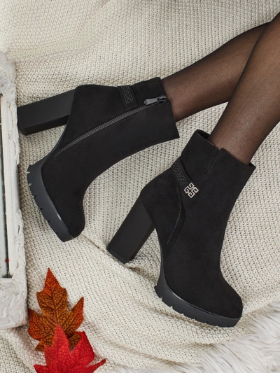 Naiste öko-seemisnahast poolsaapad Zavrina