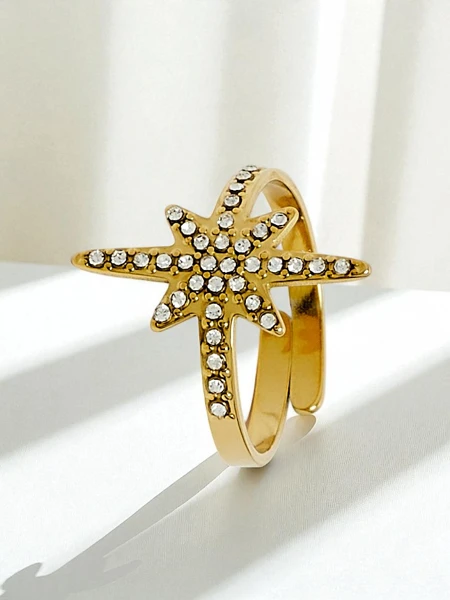 Dolce Vita käevõru dekoratiivsete amulettidega