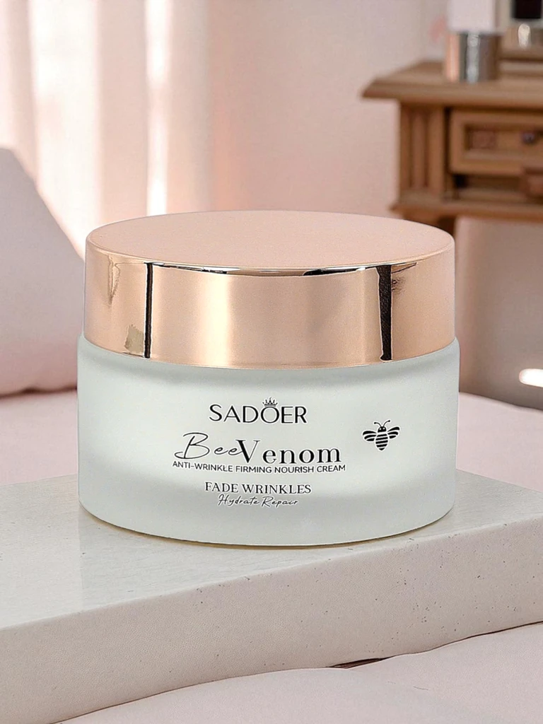 Sadoer Venusta BeeVenom Увлажняющий Антивозрастной Крем 50г для Всех Типов Кожи