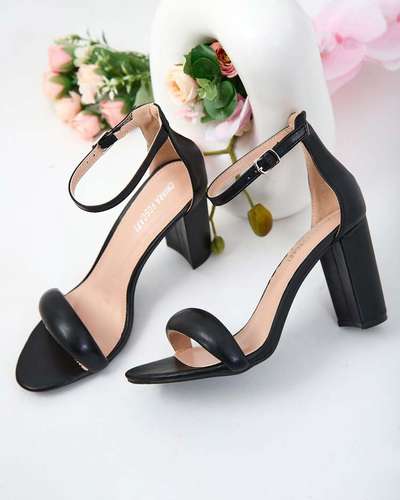 Royalfashion Naiste Leheres Post Sandaalid