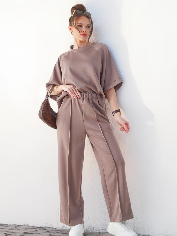Royalfashion Women's set with short sleeves and wide trousers