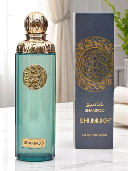 Moisturizing and regenerating hair shampoo