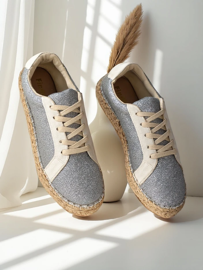 Royalfashion Women's sneakers with glitter Sercele