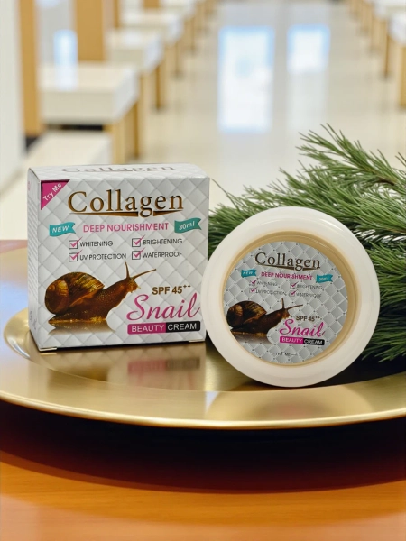 Осветляющий крем для лица с коллагеном и SPF4 - питательный