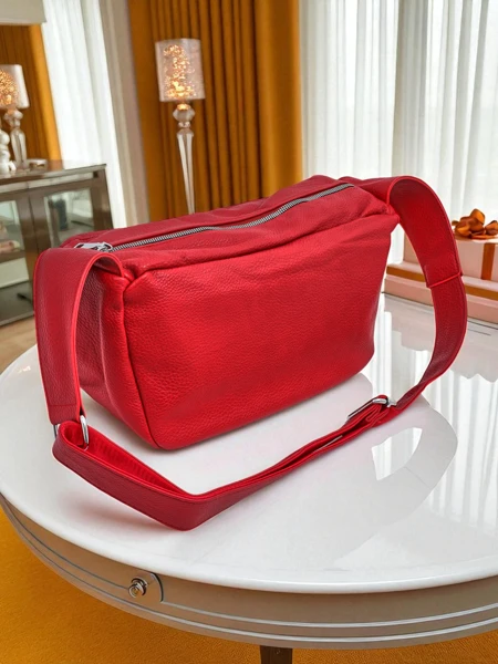 Royalfashion Väike naiste öko-nahast käekott Lyra Vell