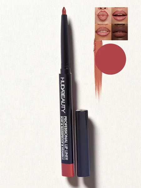 Lip crayon in the color Soft Red