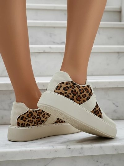 Royalfashion Naiste spordijalatsid leopardimustriga Big Cat