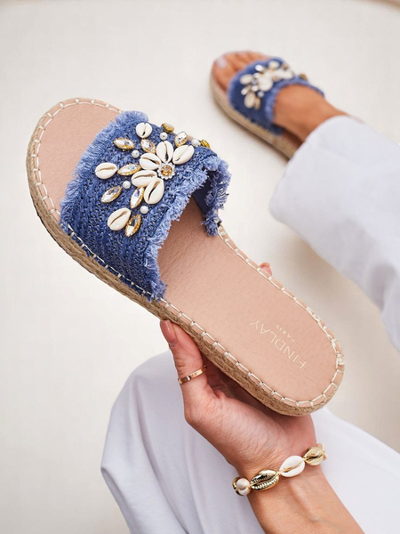 Royalfashion Calista summer flip-flops – light blue with shells on a flat sole